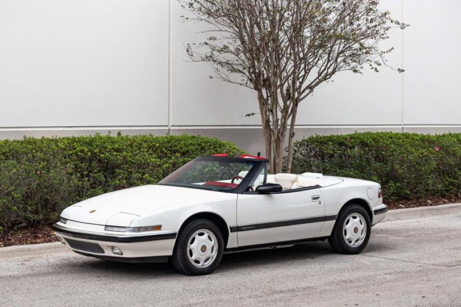  Buick Reatta Convertible Select 60 (4EC97) 1990 года  (фото 6 из 49)